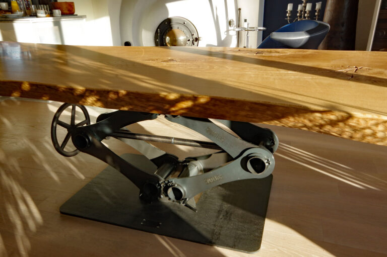 Monolith Tisch Eiche